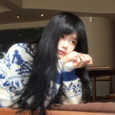 草裙舞女孩